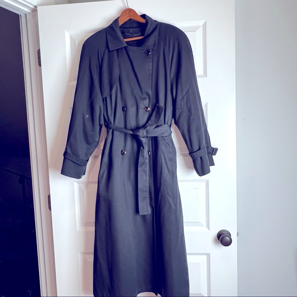 Vintage London Fog Trench Coat - full zip out liner - size 10